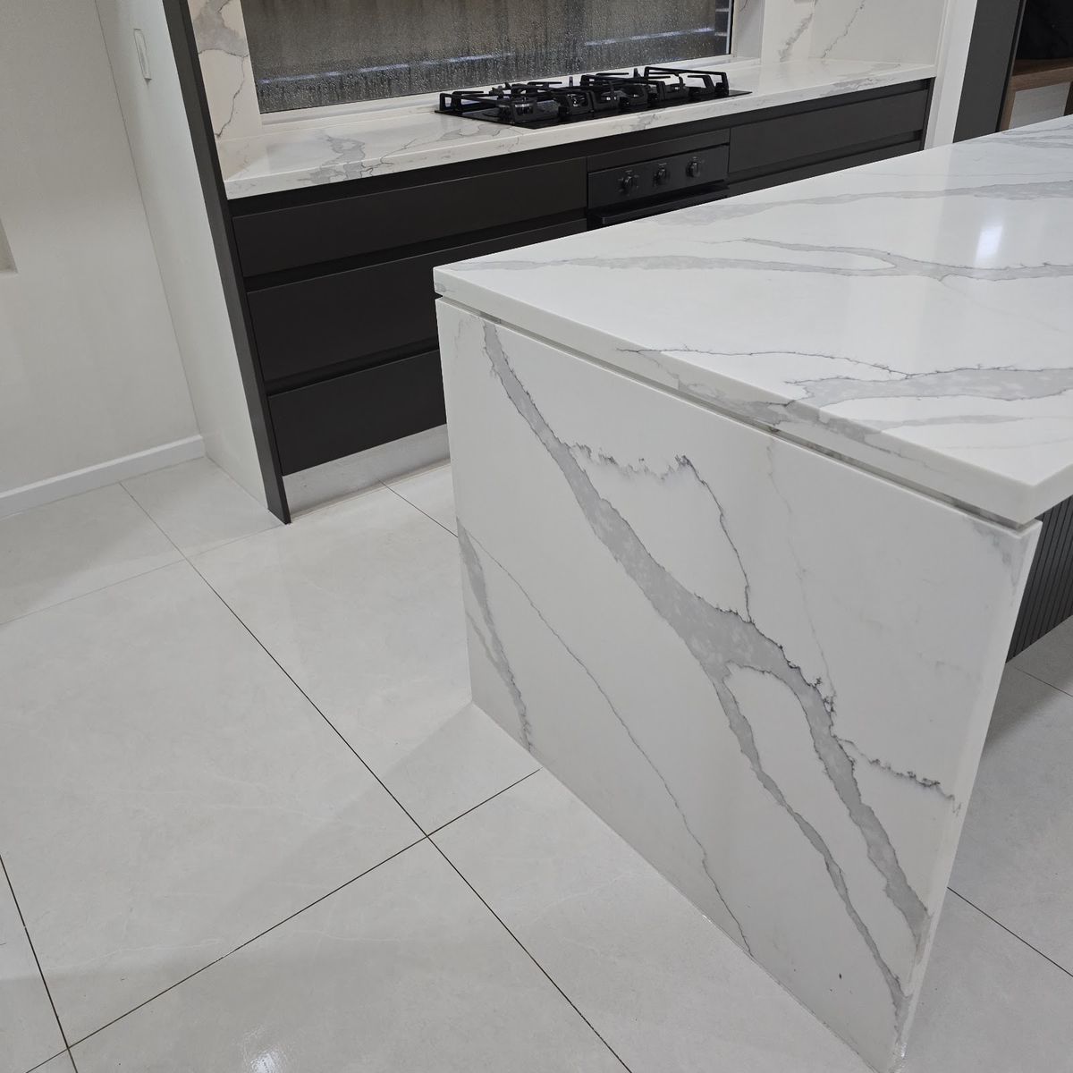 Kitchen cleaned by Royal Home Cleaning